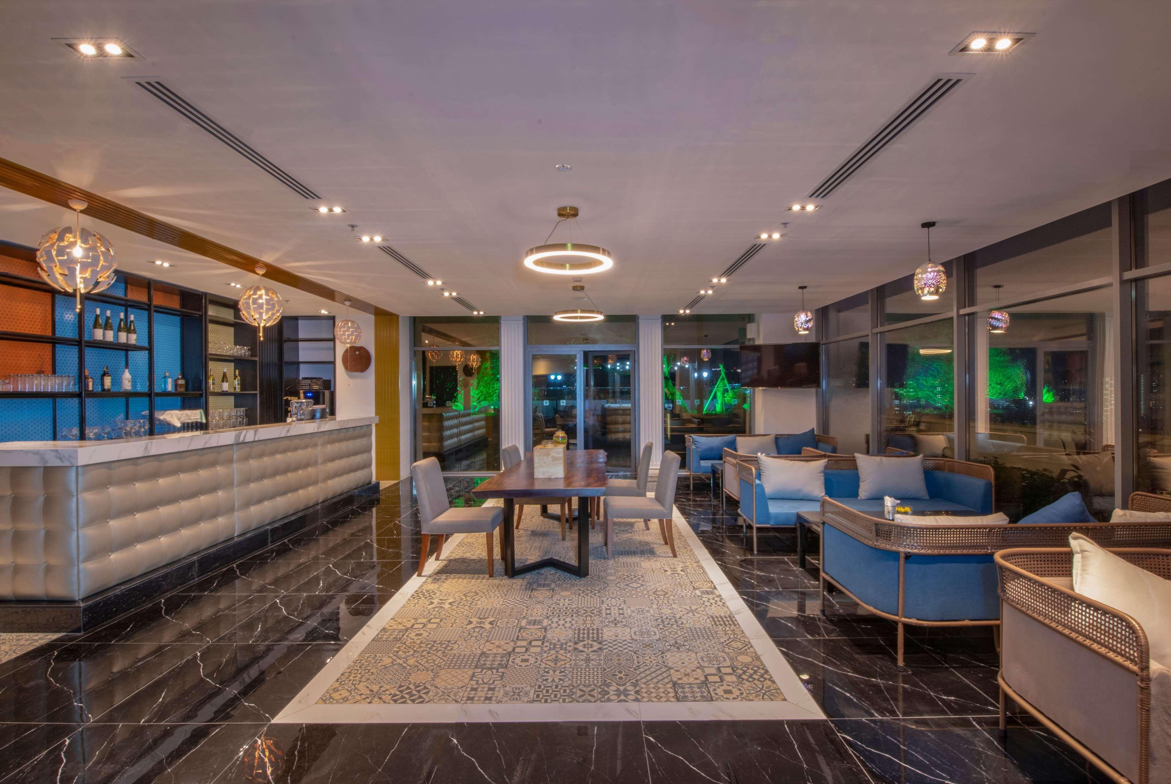 Wyndham Garden Ханой Экстерьер фото