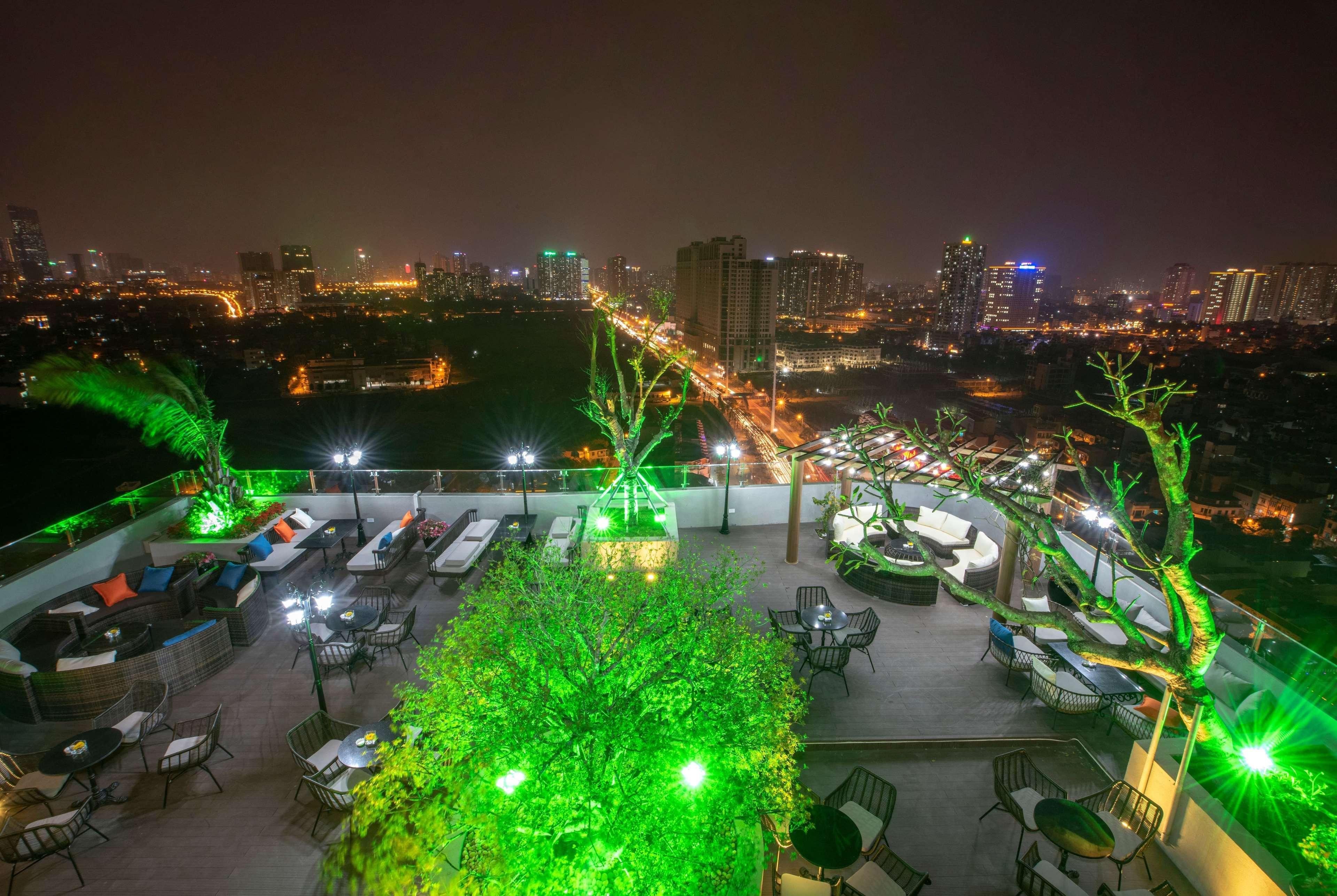 Wyndham Garden Ханой Экстерьер фото