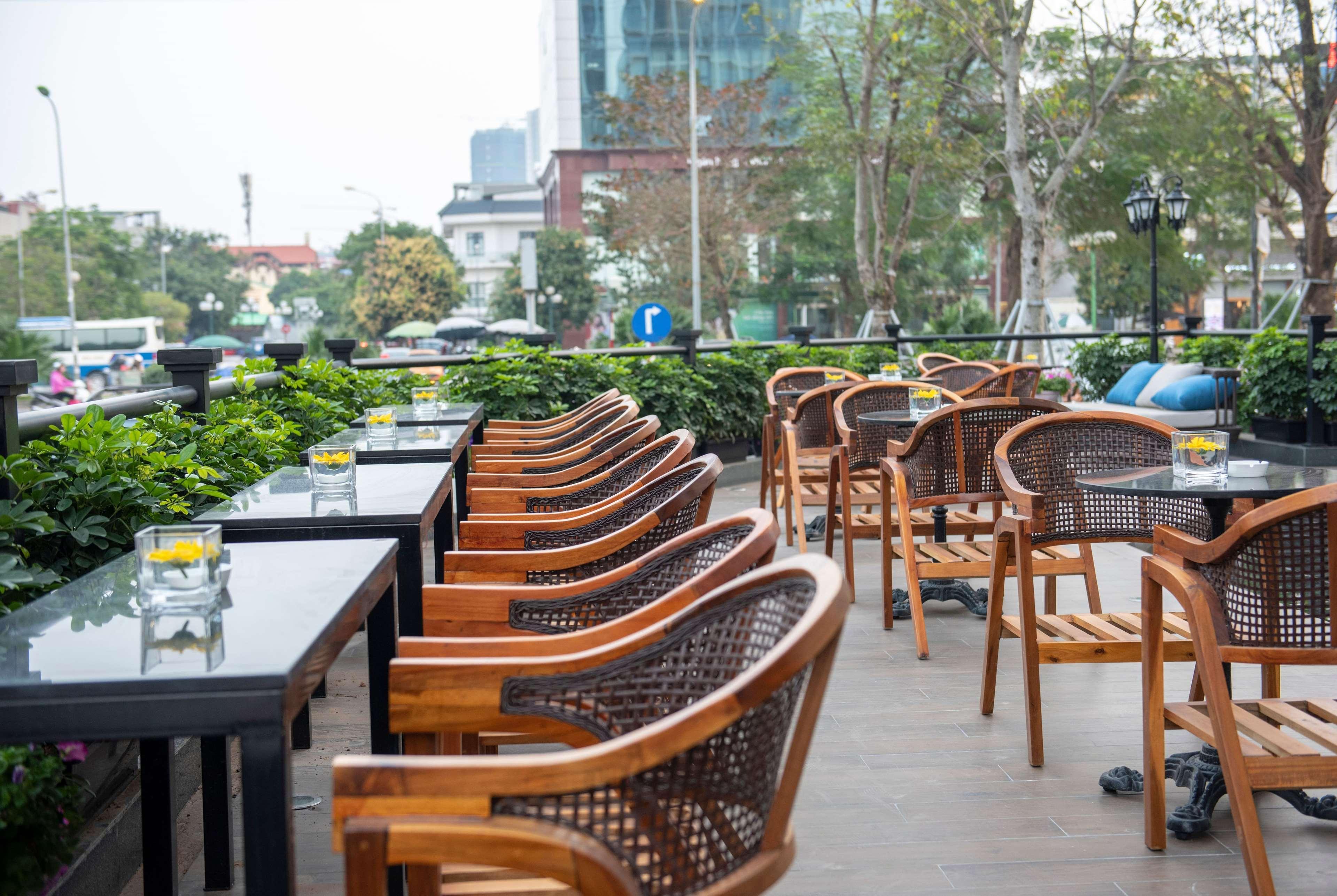 Wyndham Garden Ханой Экстерьер фото
