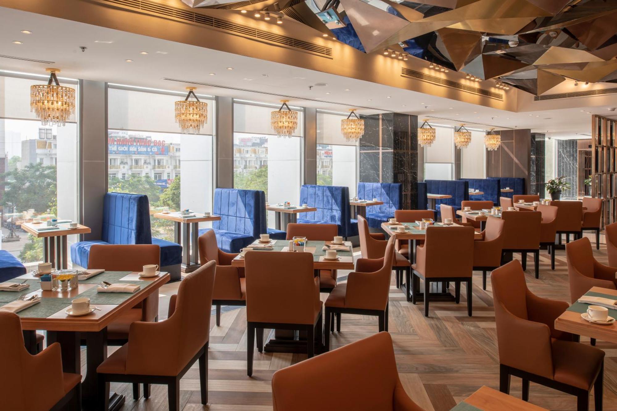 Wyndham Garden Ханой Экстерьер фото
